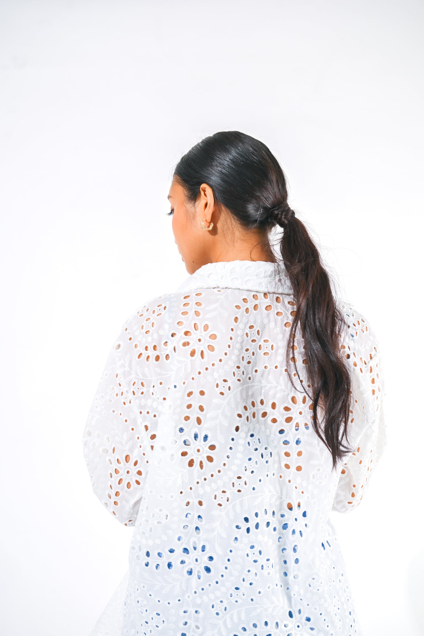 VICTORIA Eyelet Button Down
